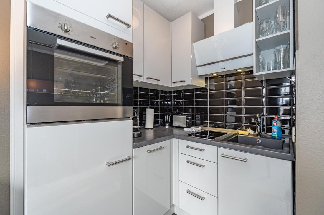 Maritim Und Individuell In Wenningstedt Mit Balkon 아파트 외부 사진